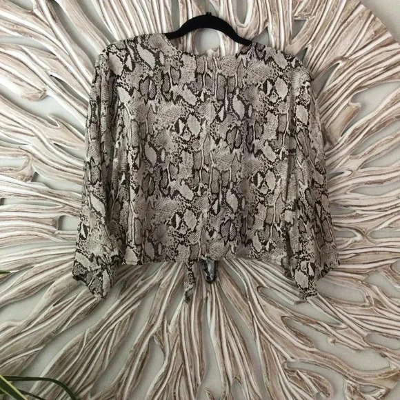 Shade & Shore Cover up Beach Blouse Animal Print Tie front 5 - Picture 2 of 4